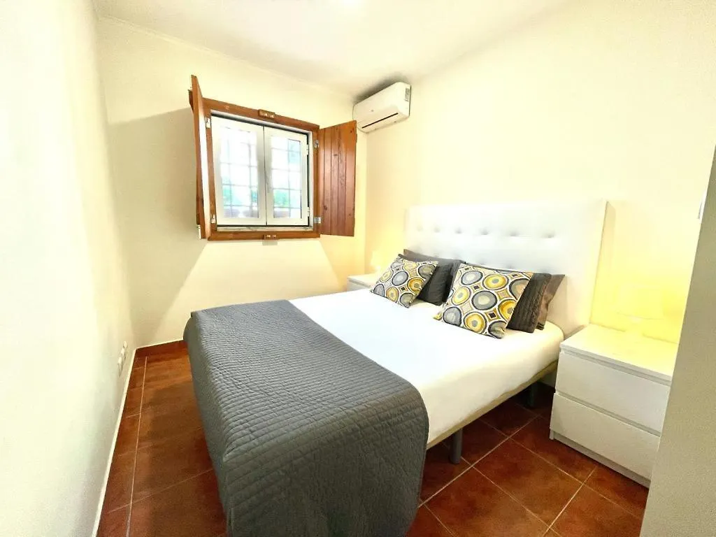 Lisboa, Central Lisbon, Charming Patio House, , Wifi, Air Conditioning, Near Metro, By Ig 0*, Lisbon