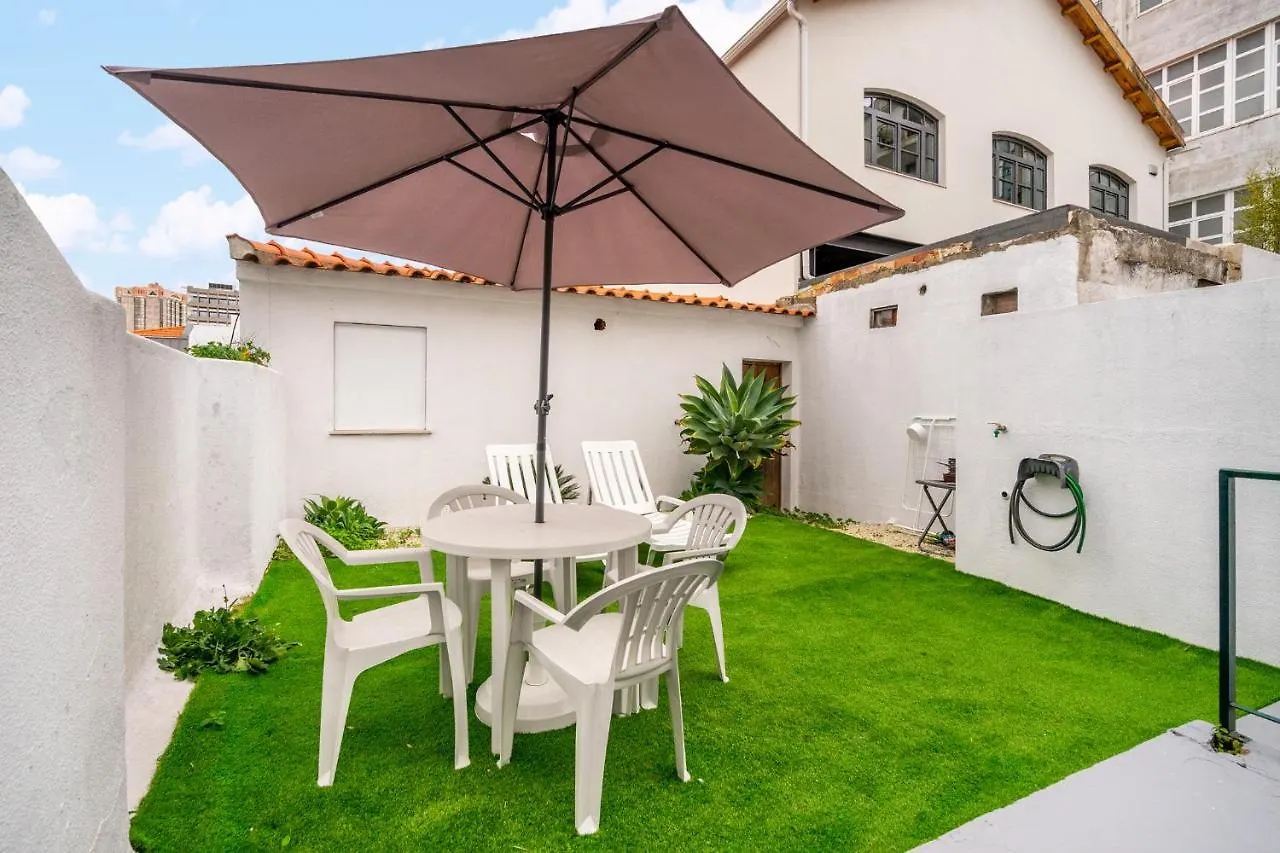 Apartment Lisboa, Central Lisbon, Charming Patio House, , Wifi, Air Conditioning, Near Metro, By Ig