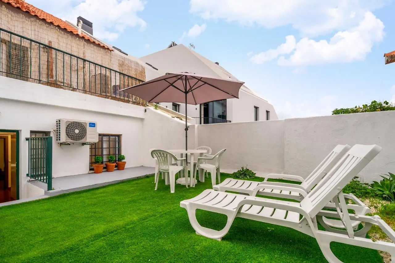 Lisboa, Central Lisbon, Charming Patio House, , Wifi, Air Conditioning, Near Metro, By Ig